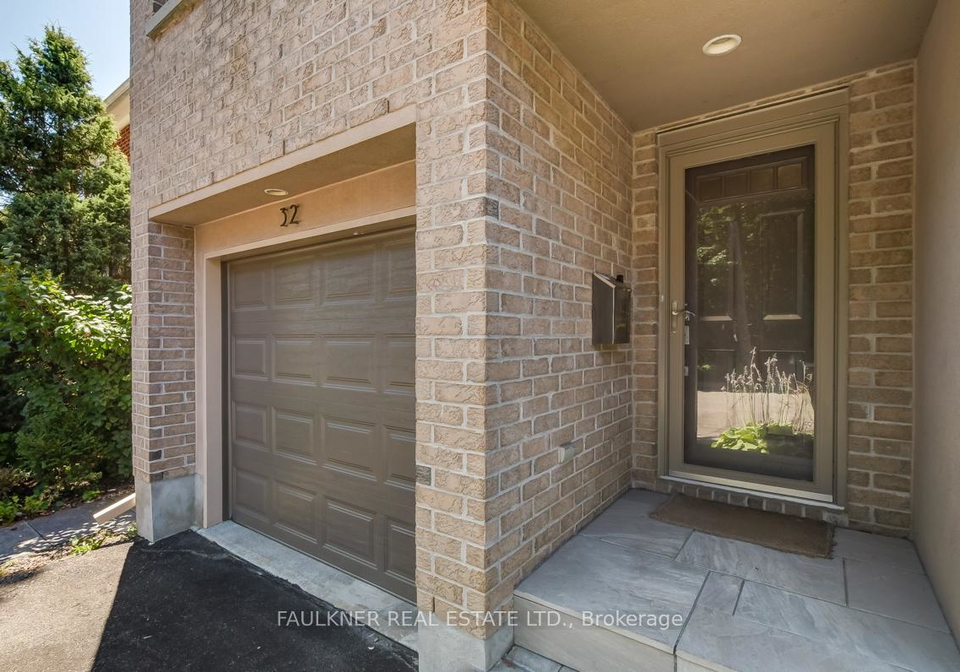 32-leonard-avenue-ottawa-ontario-x12474671
