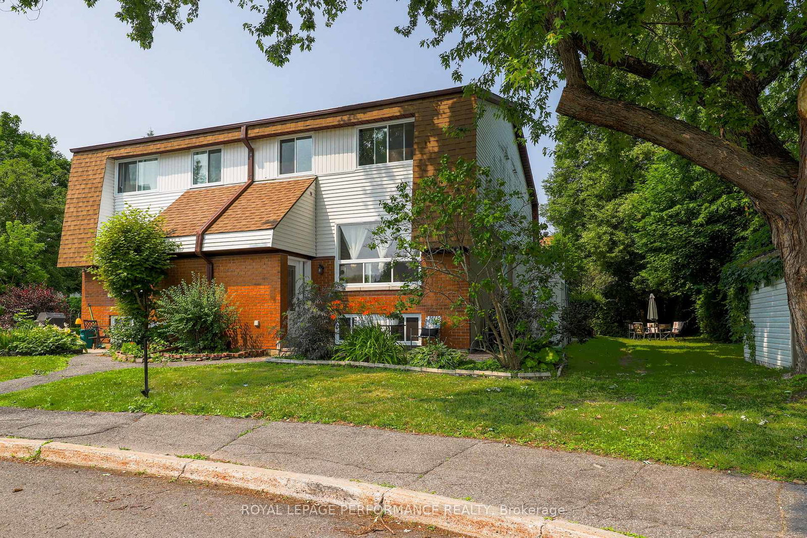 2-lovell-lane-ottawa-ontario-x12474782