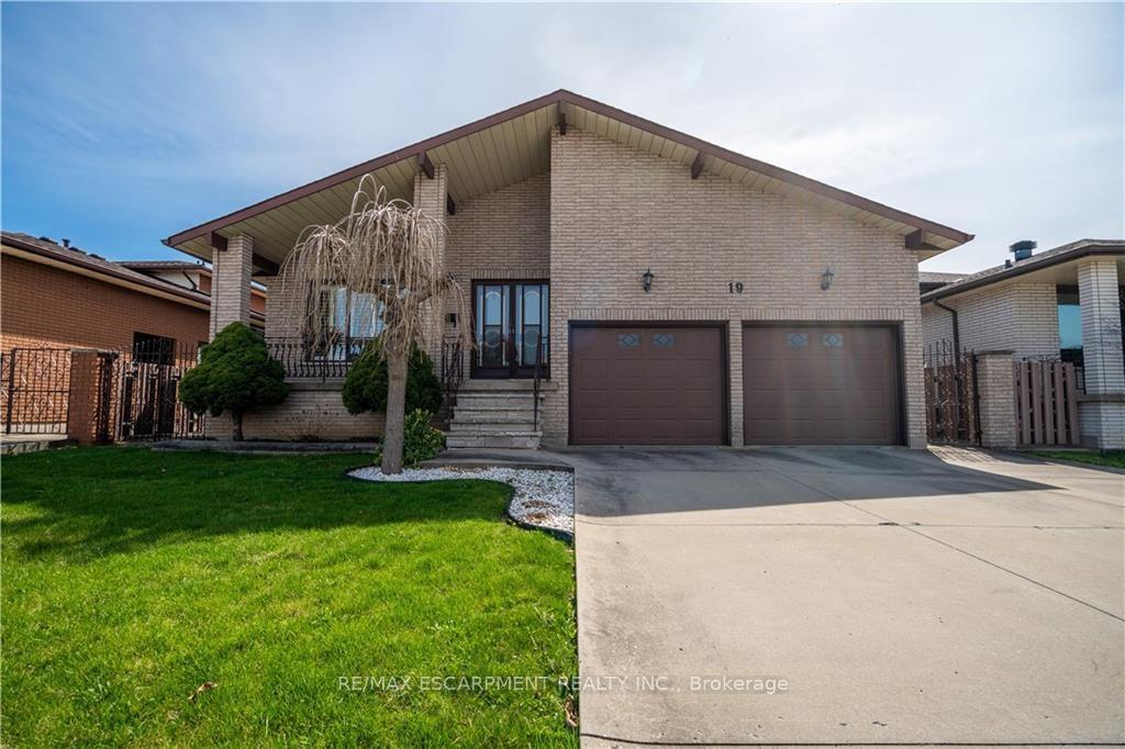 19-pavarotti-court-hamilton-ontario-x12474893