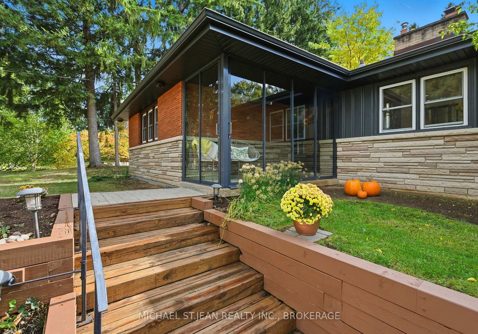 480-golf-links-road-hamilton-ontario-x12474966