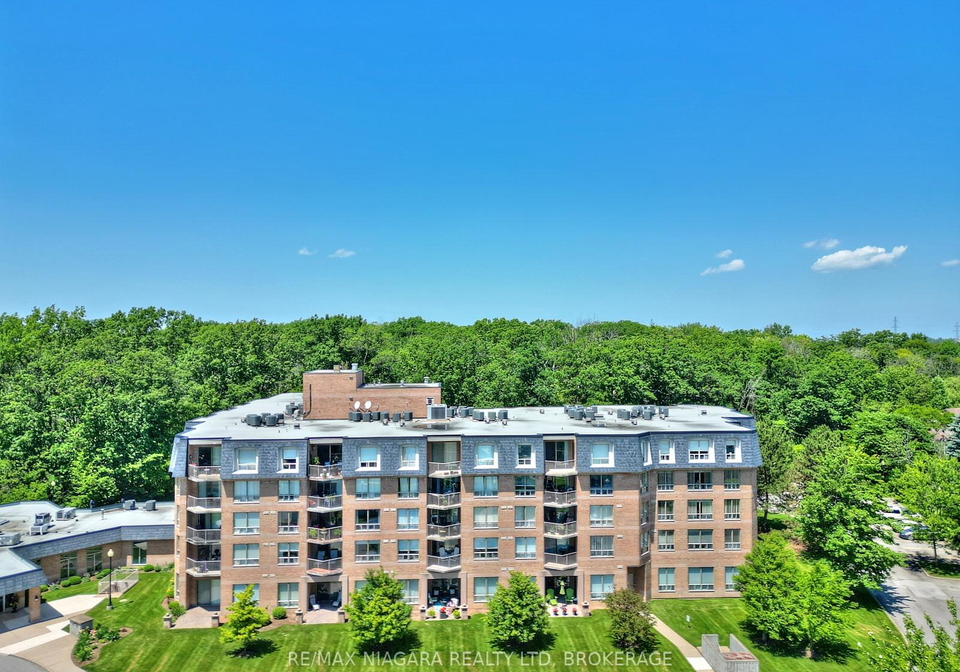 8111-forest-glen-drive-niagara-falls-ontario-x12475019