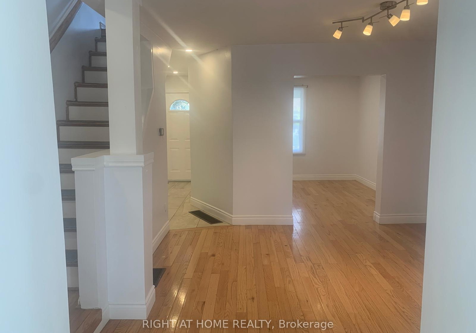 38-beechwood-avenue-hamilton-ontario-x12475020