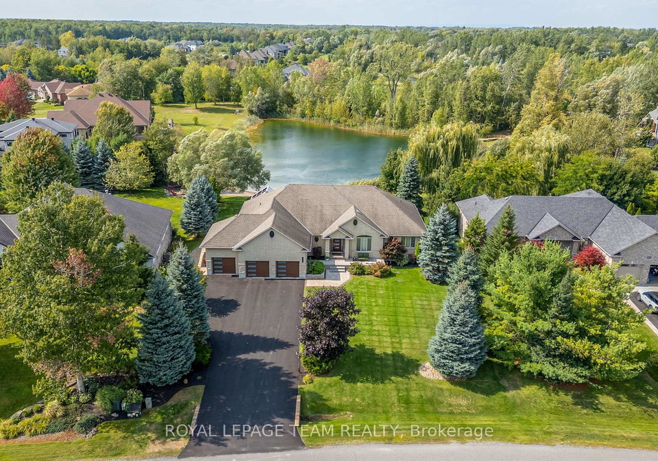 6903-lake-forest-walk-ottawa-ontario-x12475187