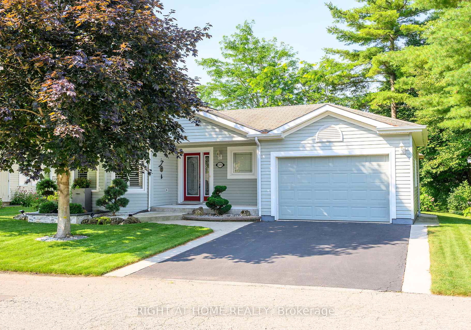 106-bushmill-circle-hamilton-ontario-x12475317