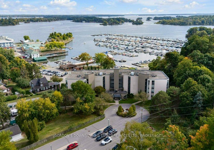 50-market-street-gananoque-ontario-x12475338