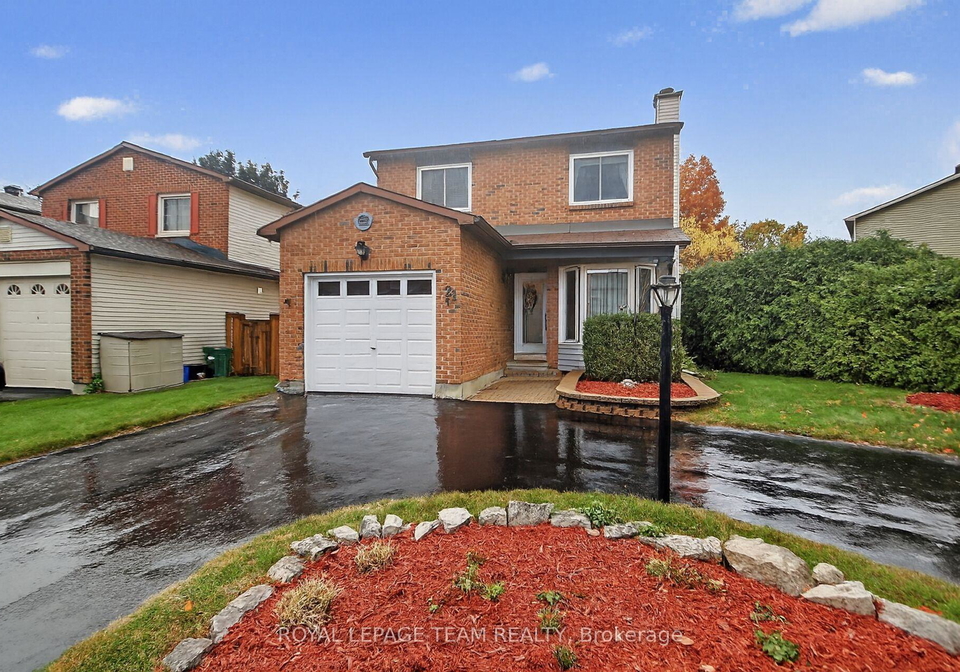 21-raftus-square-ottawa-ontario-x12475448