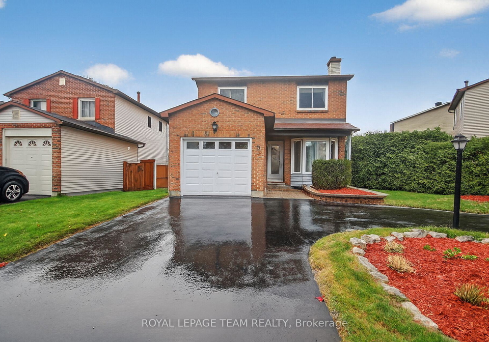 21-raftus-square-ottawa-ontario-x12475448