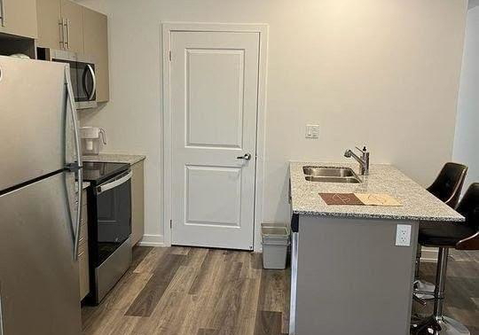 205-west-oak-trail-kitchener-ontario-x12475460