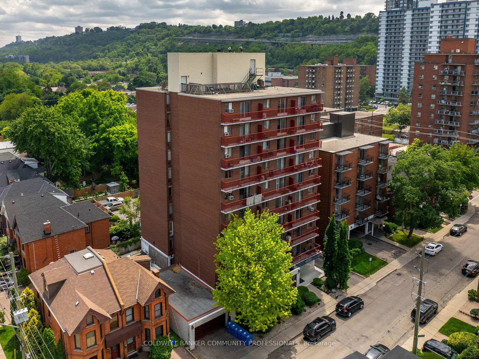 141-catharine-street-s-hamilton-ontario-x12475485