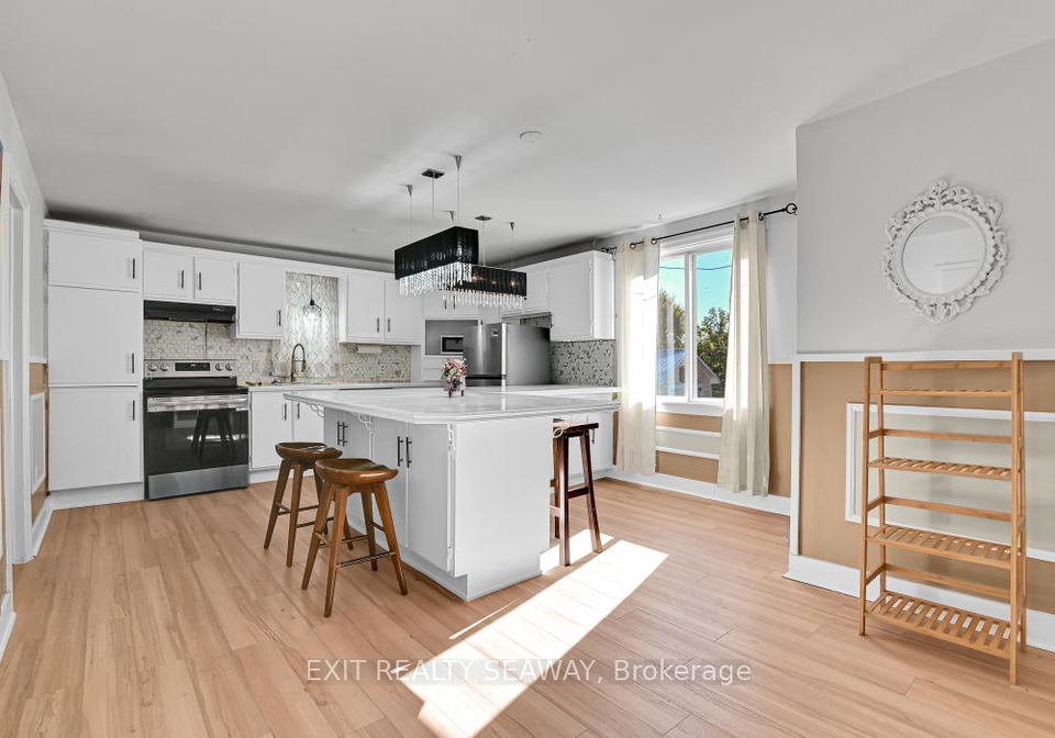 1315-cumberland-street-cornwall-ontario-x12475588