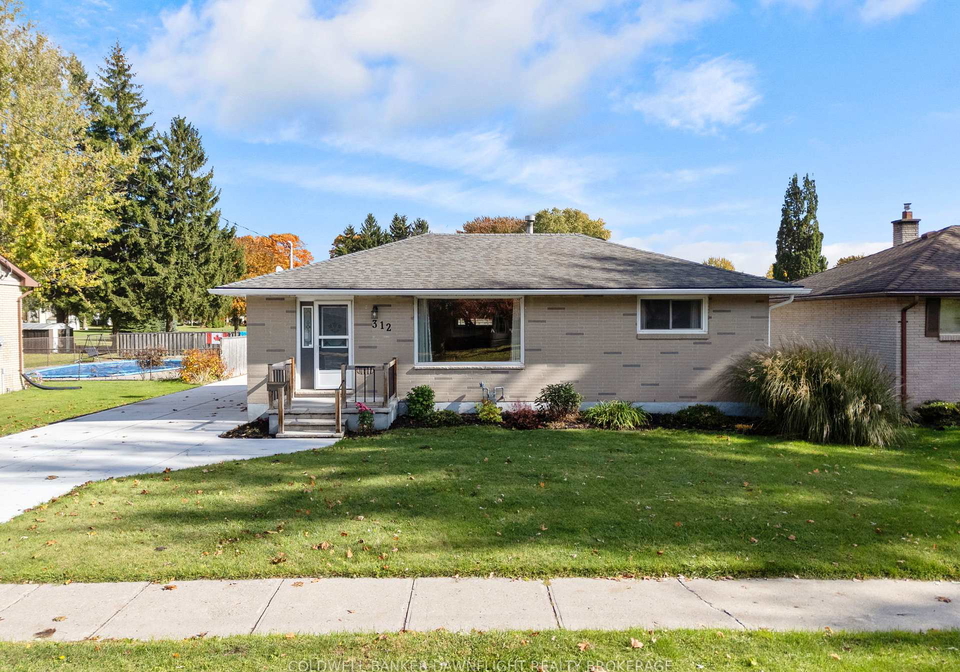 312-marlborough-street-south-huron-ontario-x12475659