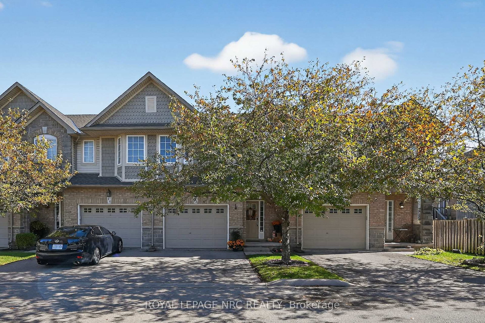 40-dartmouth-gate-hamilton-ontario-x12475675