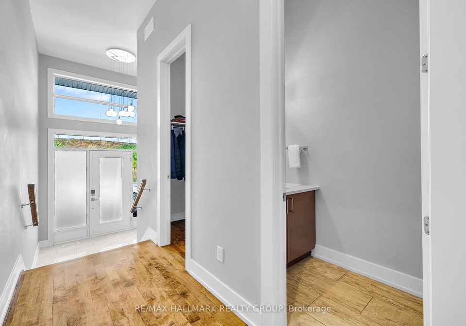 42b-young-street-ottawa-ontario-x12475698