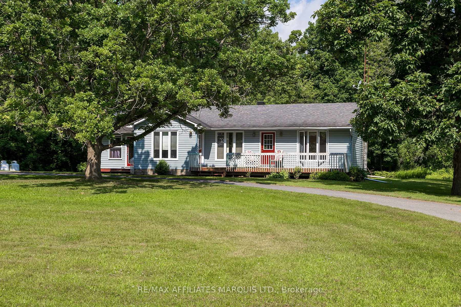 13902-willbruck-drive-south-dundas-ontario-x12475758