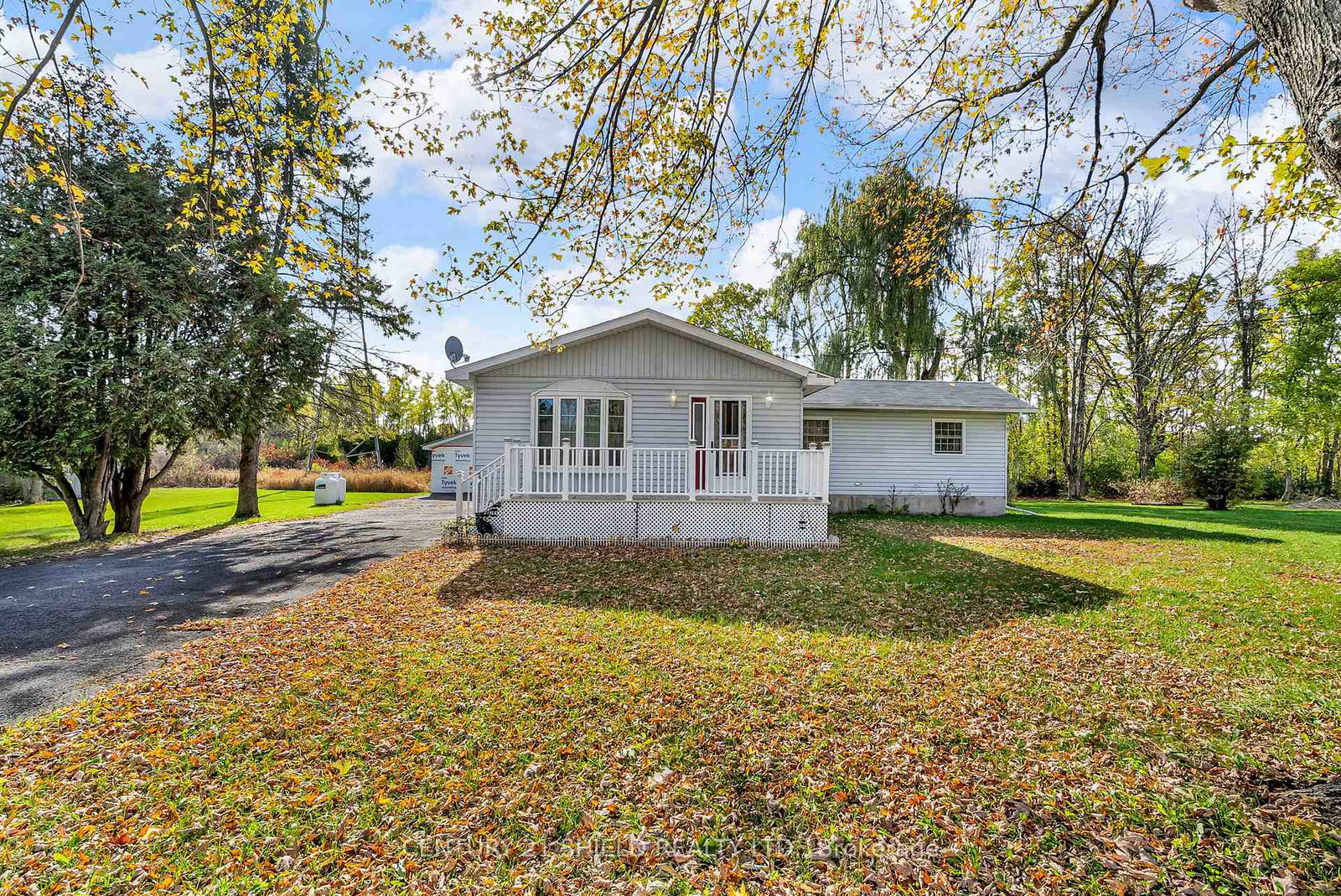 14276-dafoe-road-south-stormont-ontario-x12475893
