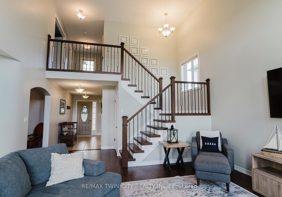 13-erhardt-wagner-place-wilmot-ontario-x12475936