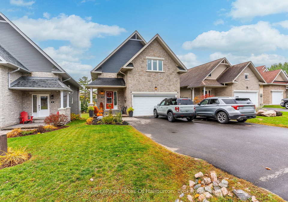 9-webb-circle-dysart-et-al-ontario-x12475965