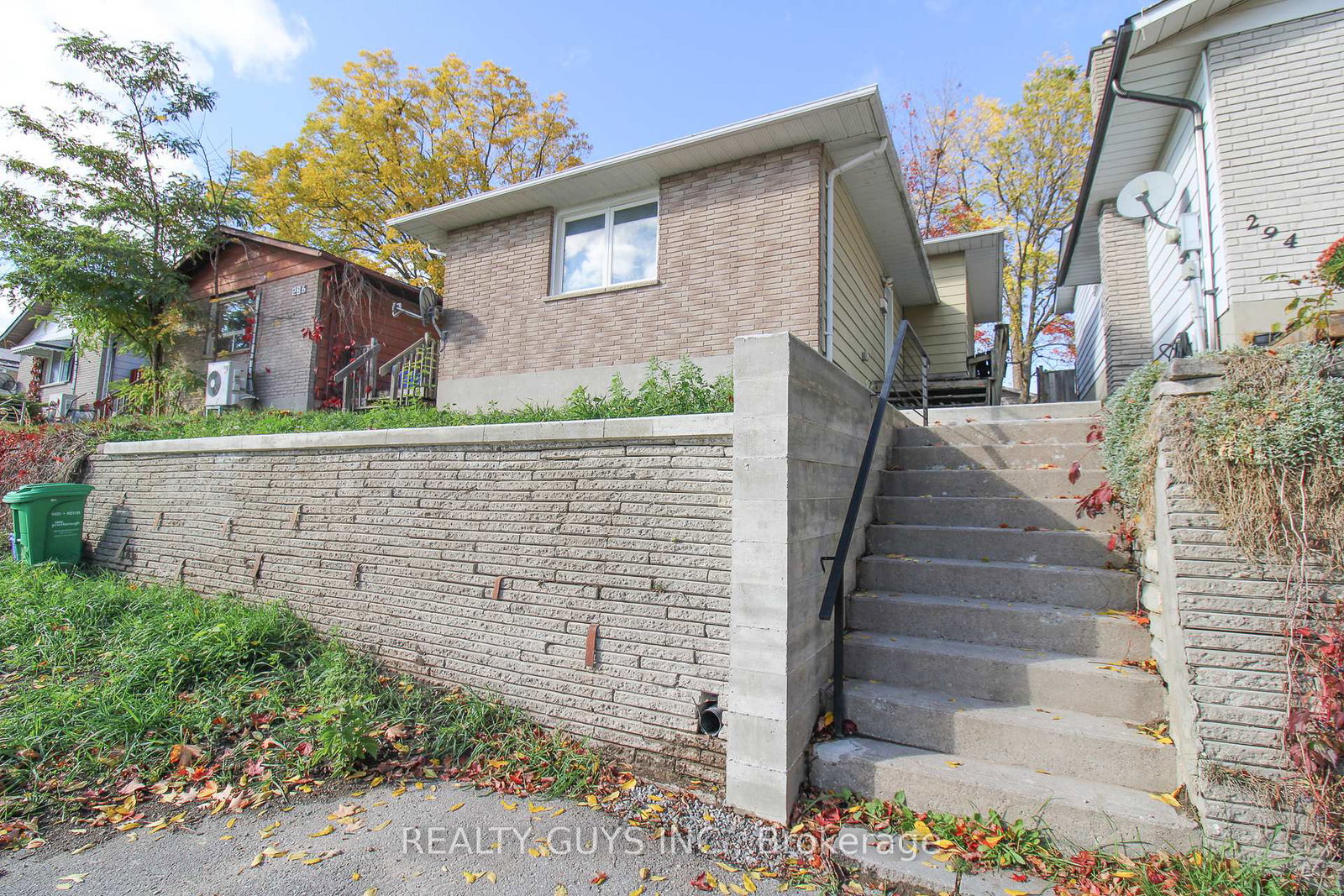 290-mcfarlane-street-peterborough-ontario-x12476246