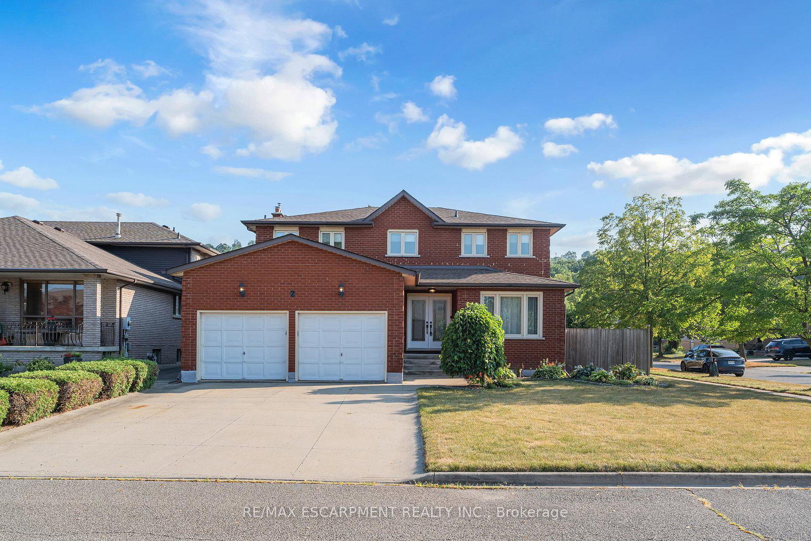 2-vinehill-drive-hamilton-ontario-x12476267