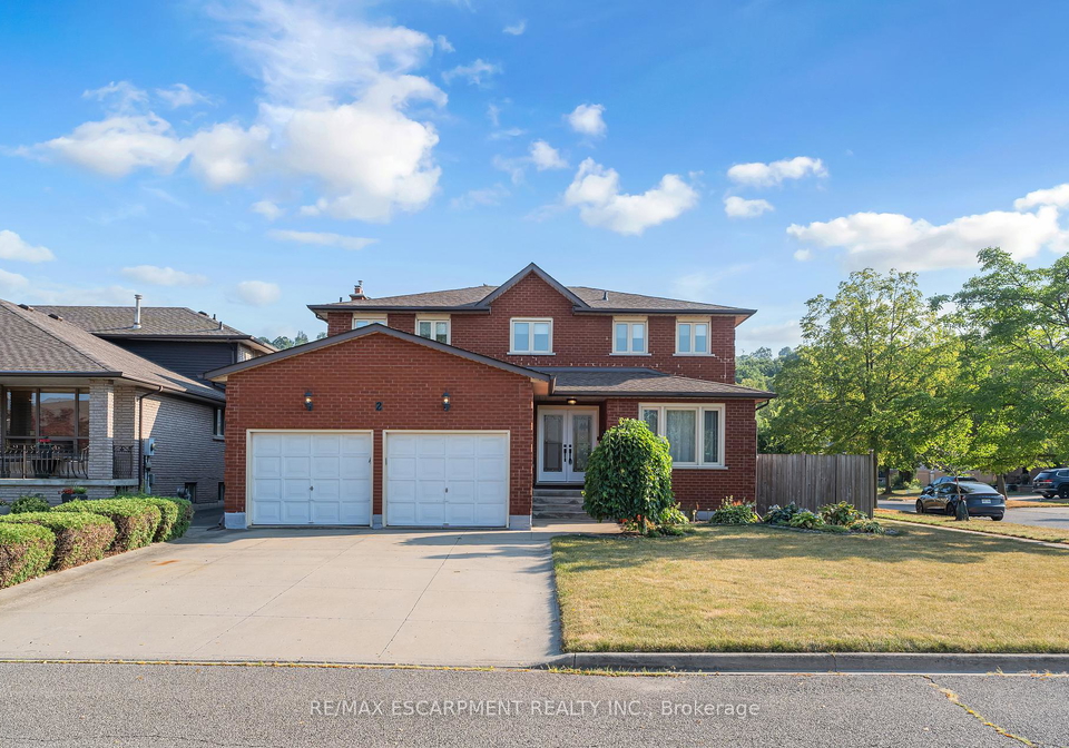 2-vinehill-drive-hamilton-ontario-x12476267