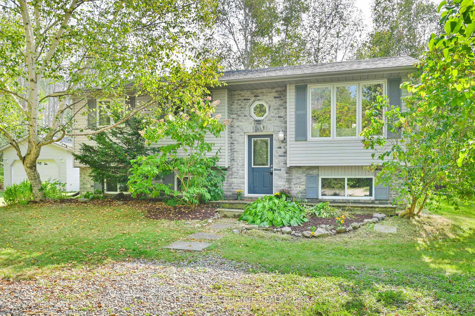 21289-loyalist-parkway-prince-edward-county-ontario-x12476447