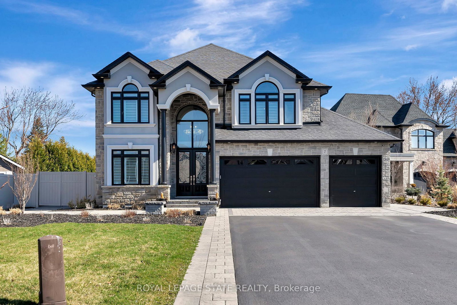 7-bernini-court-hamilton-ontario-x12476466