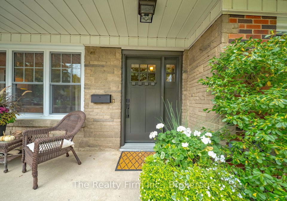 34-springfield-drive-brantford-ontario-x12476642