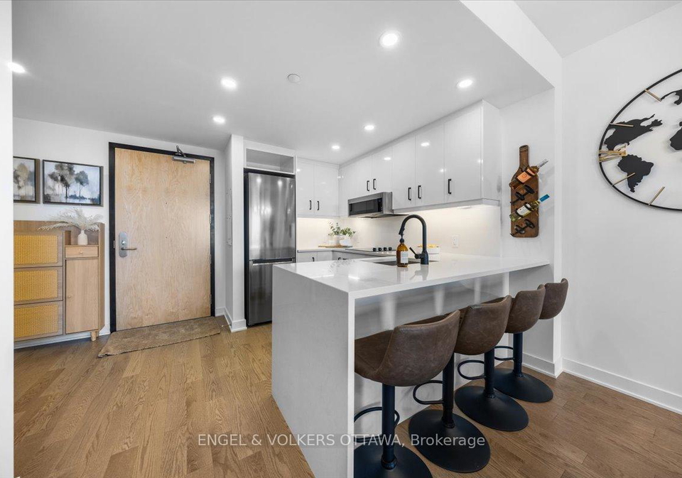 340-queen-street-ottawa-ontario-x12476809