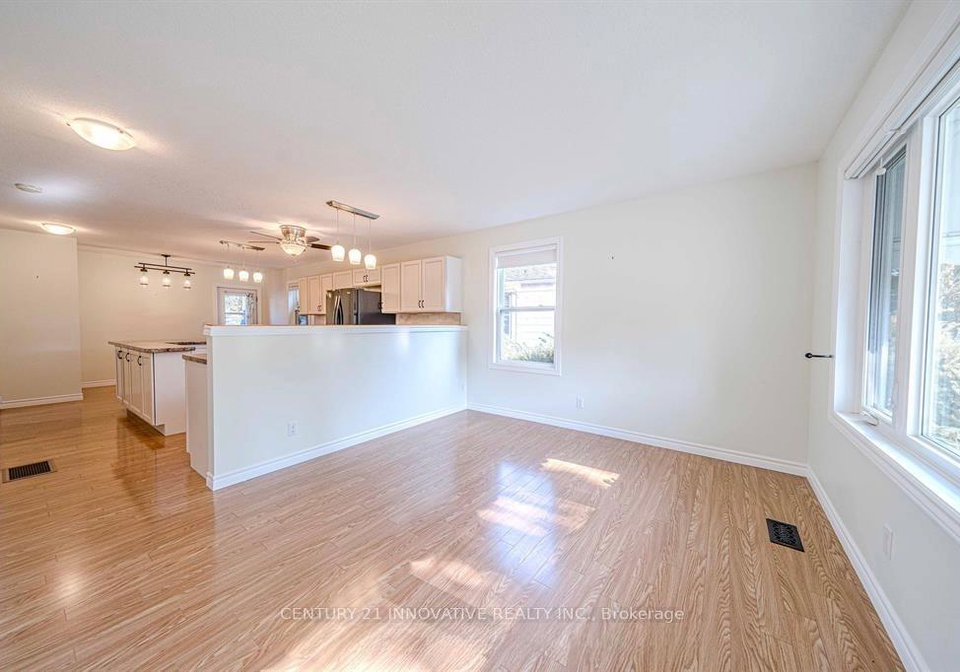 70-st-clair-avenue-kitchener-ontario-x12476843