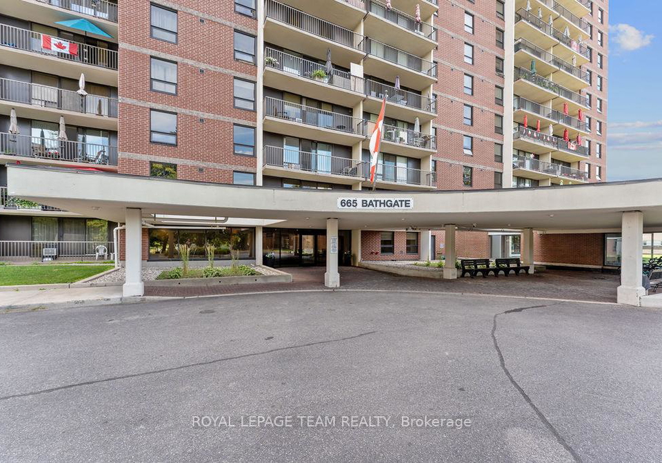 665-bathgate-drive-overbrook-castleheights-and-area-ottawa-ontario-x12477009