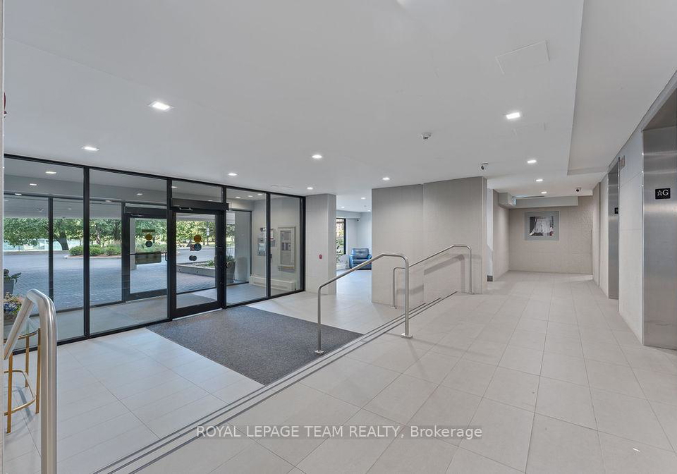 665-bathgate-drive-overbrook-castleheights-and-area-ottawa-ontario-x12477009
