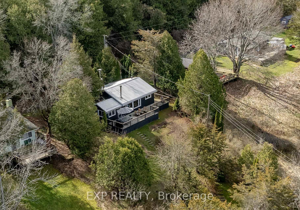 23-pc-lane-prince-edward-county-ontario-x12477154