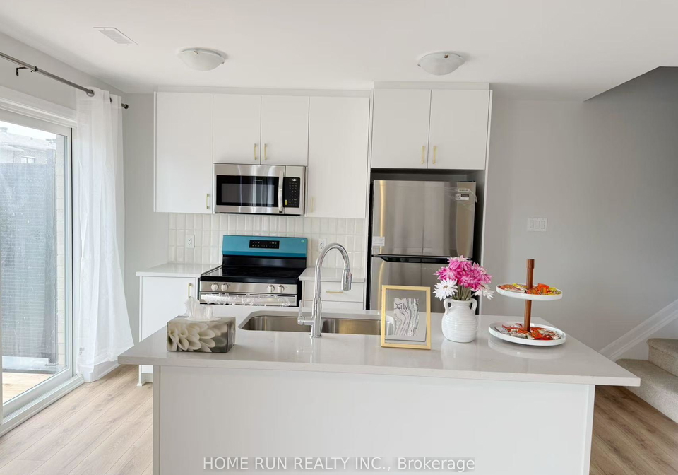 1021-creekway-private-kanata-ontario-x12477229