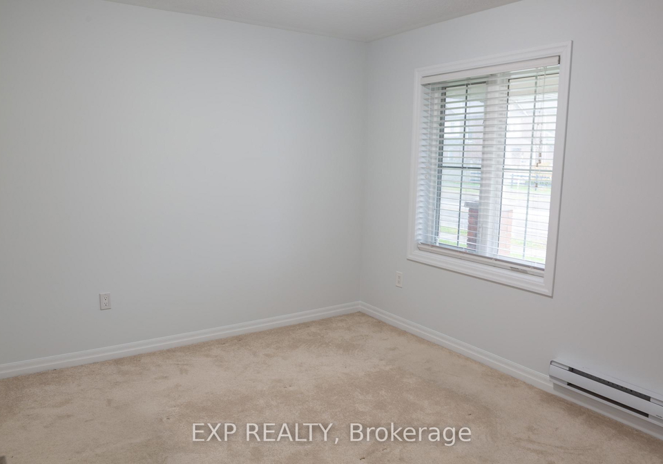 230-avonsyde-boulevard-hamilton-ontario-x12477246