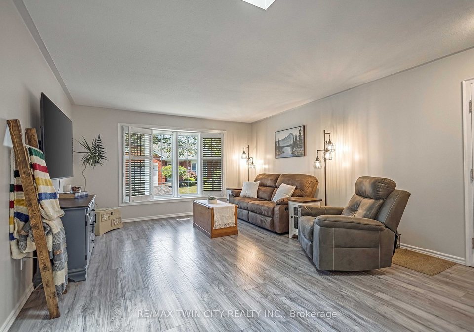 175-victoria-street-norfolk-ontario-x12477274