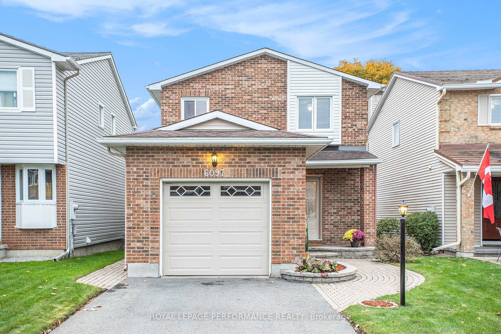 6097-forestglen-crescent-ottawa-ontario-x12477647