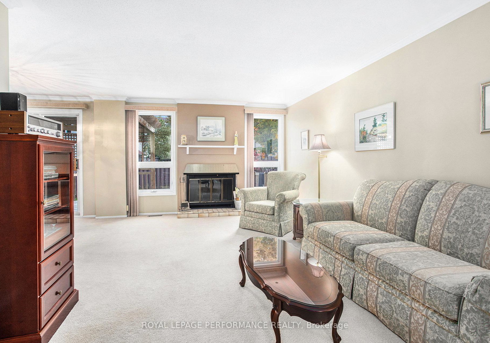 6097-forestglen-crescent-ottawa-ontario-x12477647