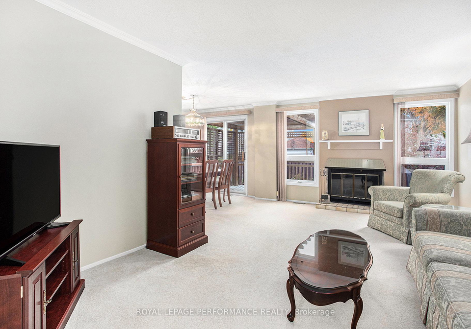 6097-forestglen-crescent-ottawa-ontario-x12477647