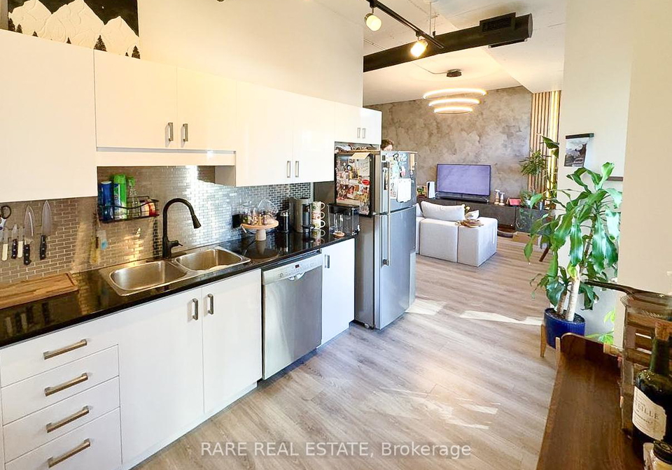 66-bay-street-s-hamilton-ontario-x12477740