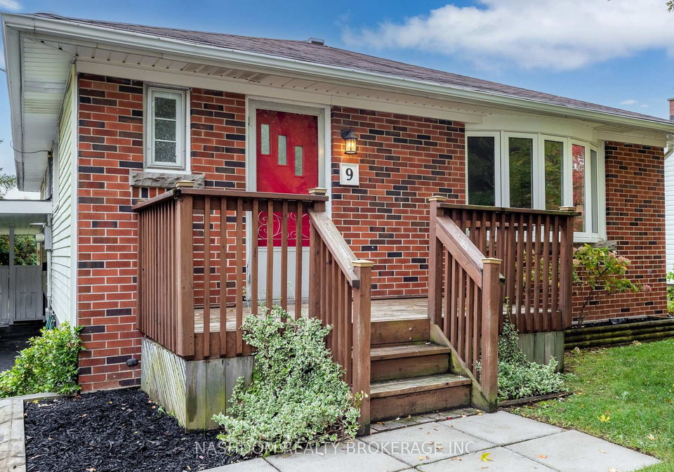 9-mckay-road-hamilton-ontario-x12477751