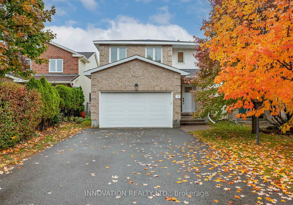 7-hyannis-avenue-ottawa-ontario-x12477930