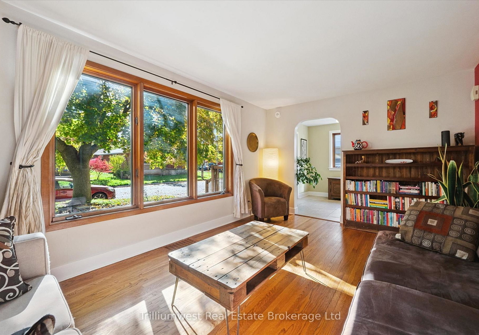 4-balsarroch-place-guelph-ontario-x12477983