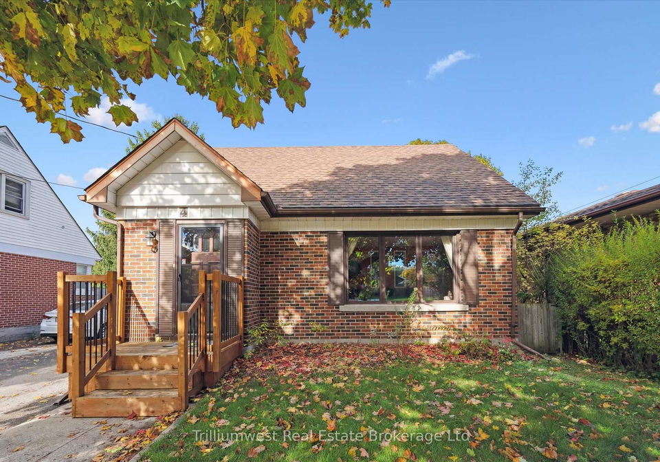 4-balsarroch-place-guelph-ontario-x12477983