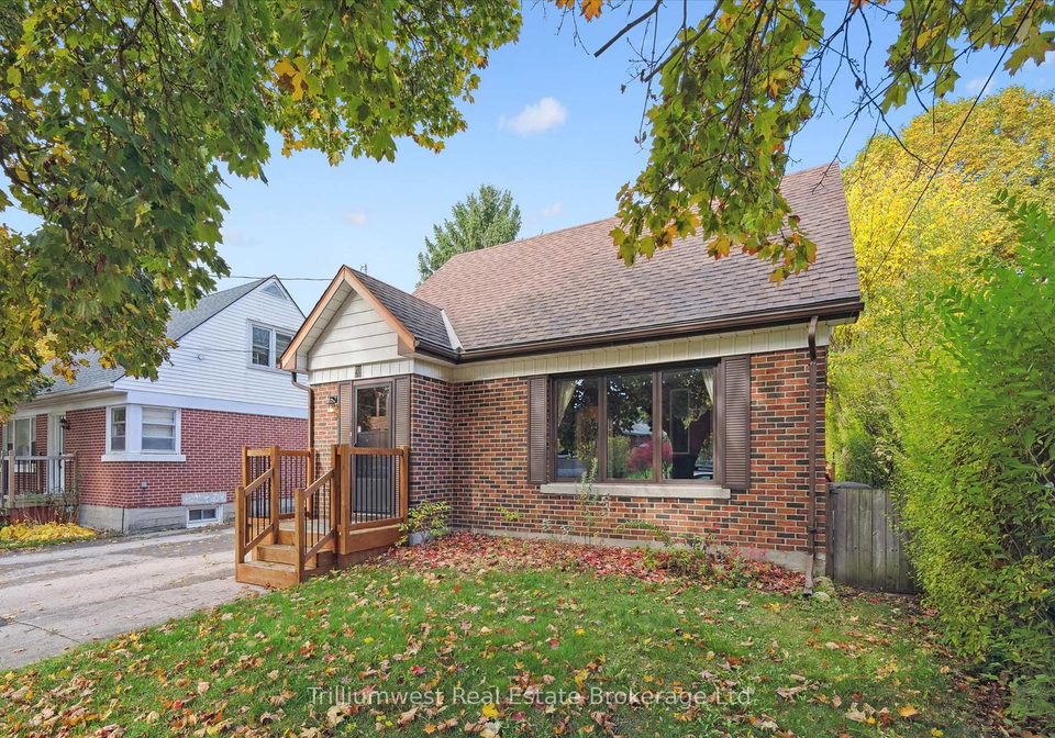 4-balsarroch-place-guelph-ontario-x12477983