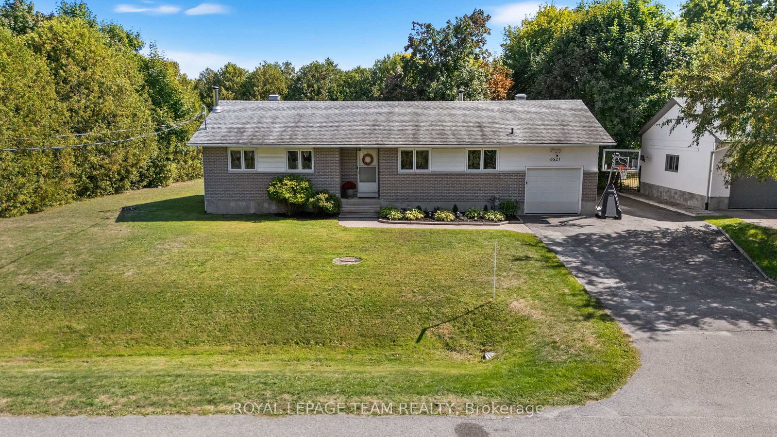6521-jack-pine-crescent-ottawa-ontario-x12478069