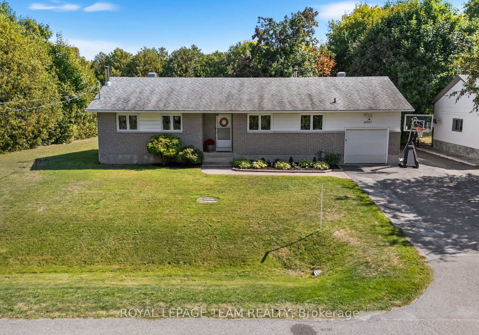 6521-jack-pine-crescent-ottawa-ontario-x12478069