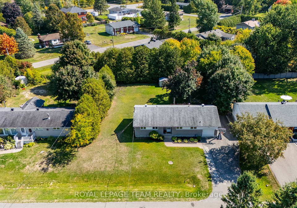 6521-jack-pine-crescent-ottawa-ontario-x12478069