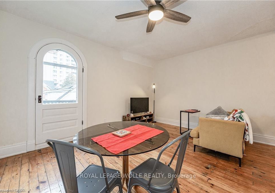 17-hilda-place-kitchener-ontario-x12478100