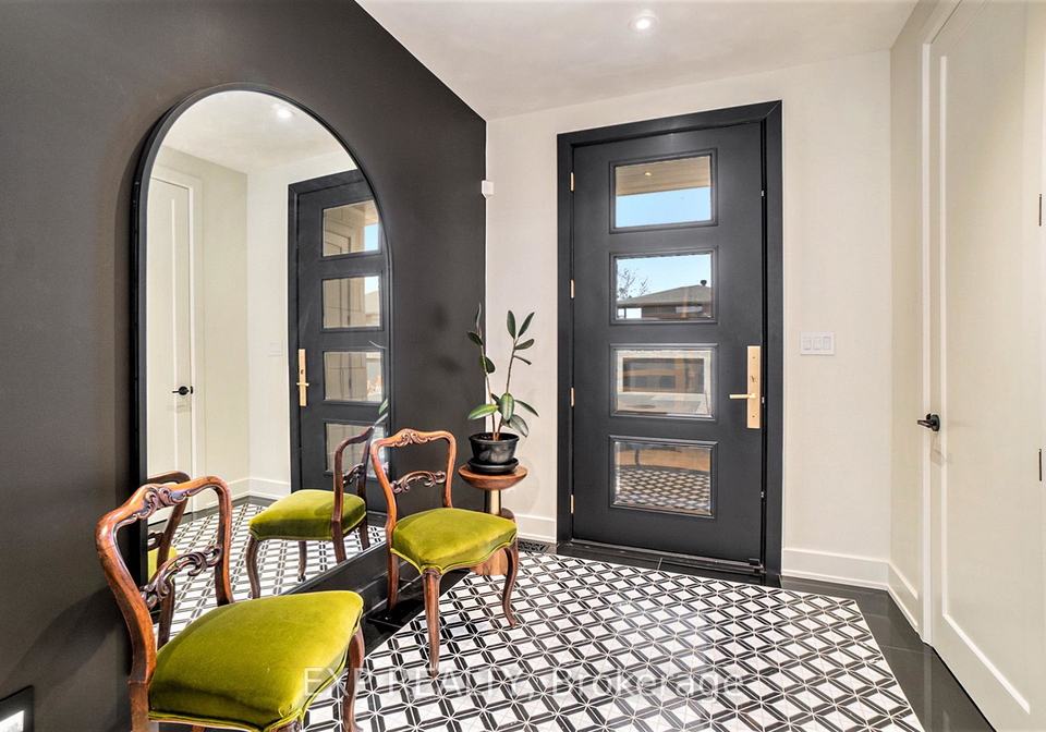 62-st-claire-avenue-ottawa-ontario-x12478108