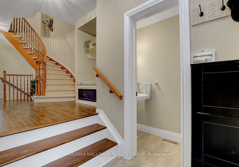 230-greenridge-street-ottawa-ontario-x12478145